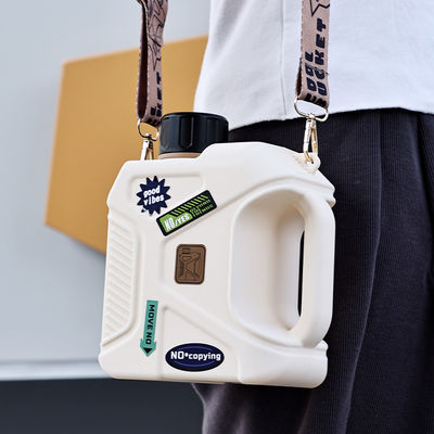 ジムスポーツ ストラップ付きプラスチック水瓶 大容量 1200ml 1600ml 直飲用