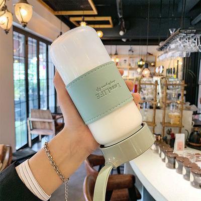 480ml カスタムボロシリケートガラス水瓶 革の袖とティーインフューザー