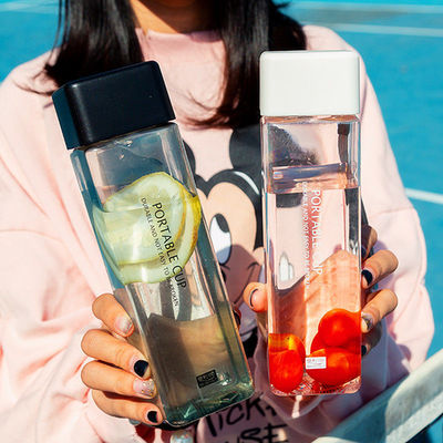 学校へ戻る 必須 透明 凍った方形 ロープ付き ポータブル プラスチック 水瓶
