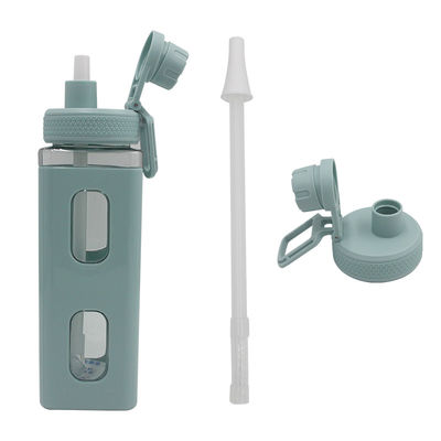 ジム用 立体ステッカー付きのカワイイ水瓶 700ml/900ml プラスチック旅行用ミルク ポータブル