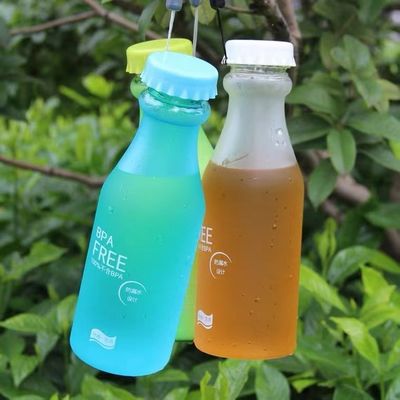 壊れない 550ml BPAフリー水瓶 スクール子供のためのキャンディー色 6.8x20cm