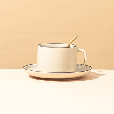 250ml 容量 ノルディックマット セラミック カフェカップとプレート バンド