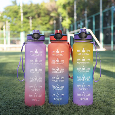 1L 容量 スポーツ用水瓶 時刻印と直接飲用ストロー BPA 無