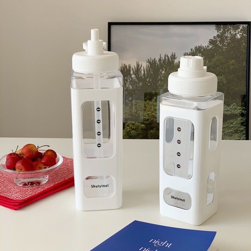 ジム用 立体ステッカー付きのカワイイ水瓶 700ml/900ml プラスチック旅行用ミルク ポータブル
